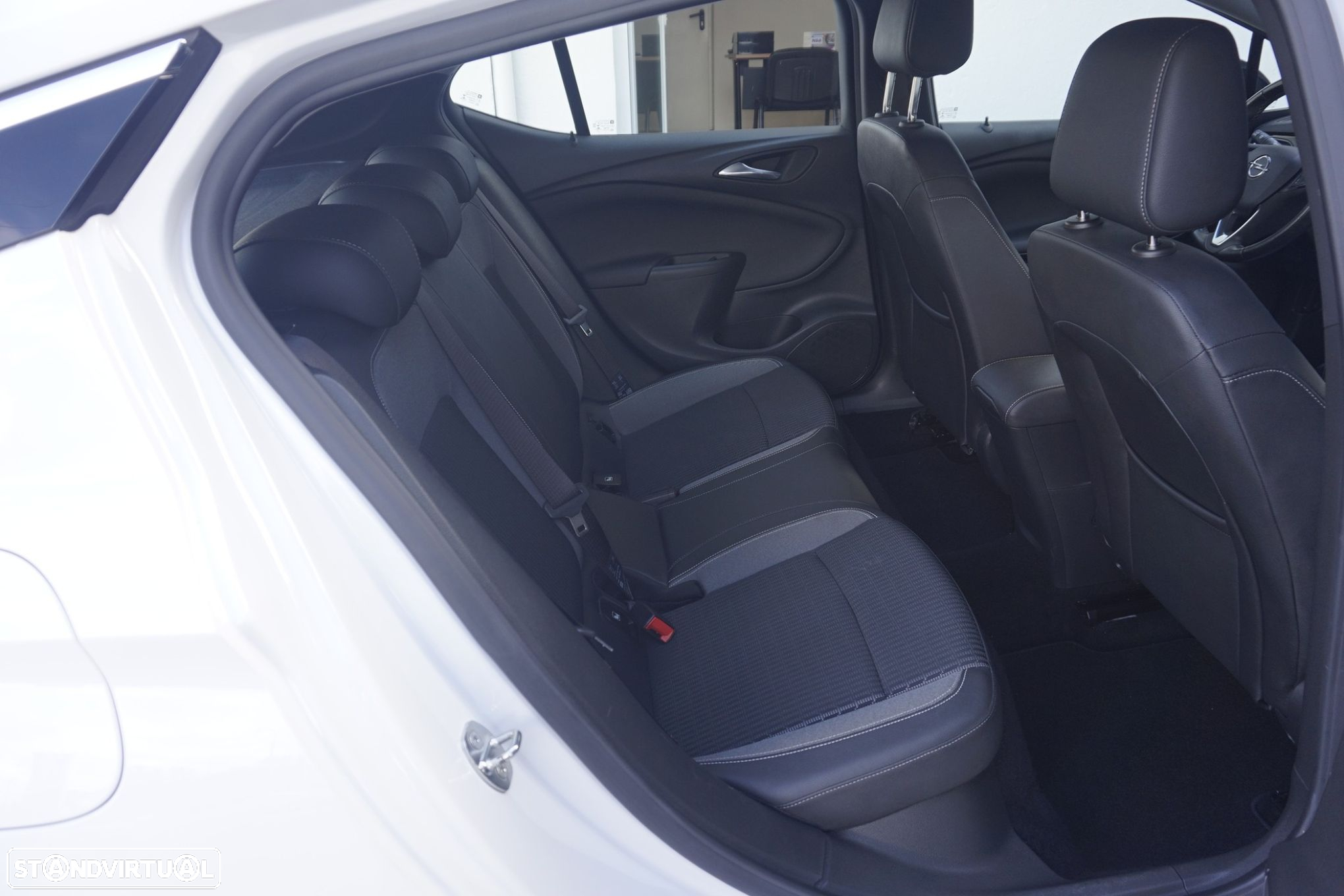 Opel Astra - 8