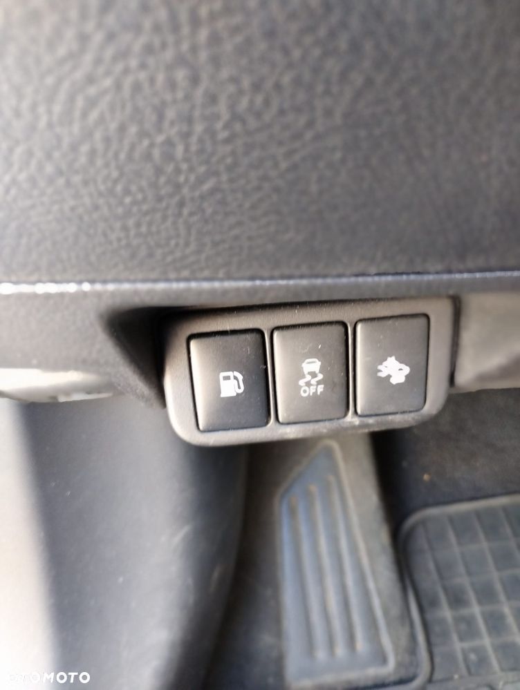 Toyota Avensis 2.0 Premium MS - 7