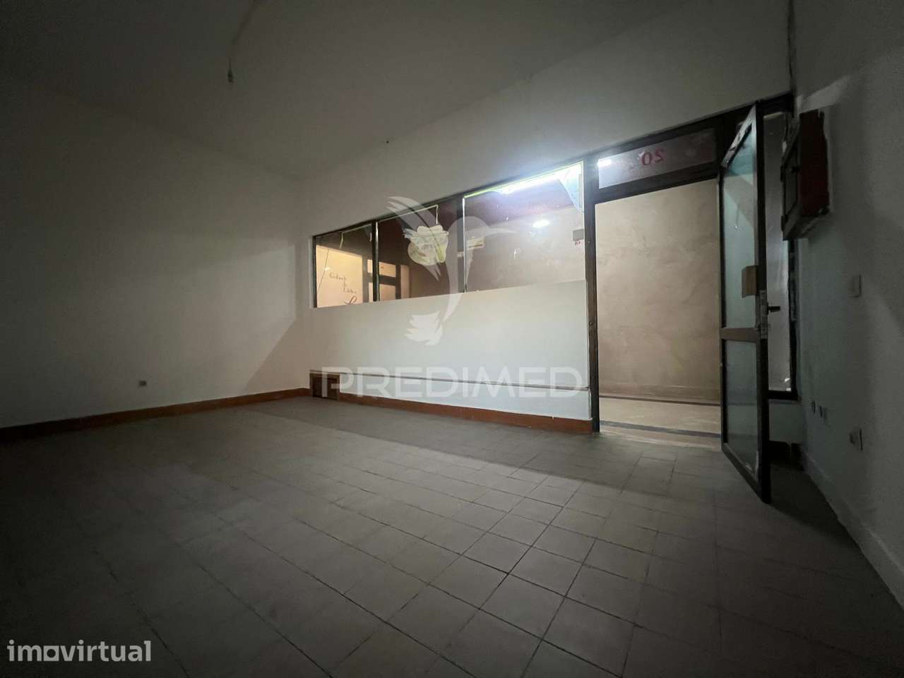 Espaço comercial à venda na Rua Professor Mota Leite para venda. - Grande imagem: 4/10