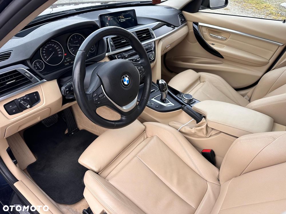 BMW Seria 3 318d Sport Line - 15