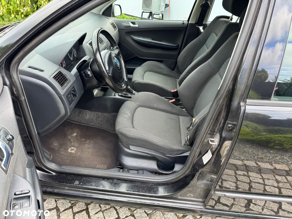 Skoda Fabia - 23