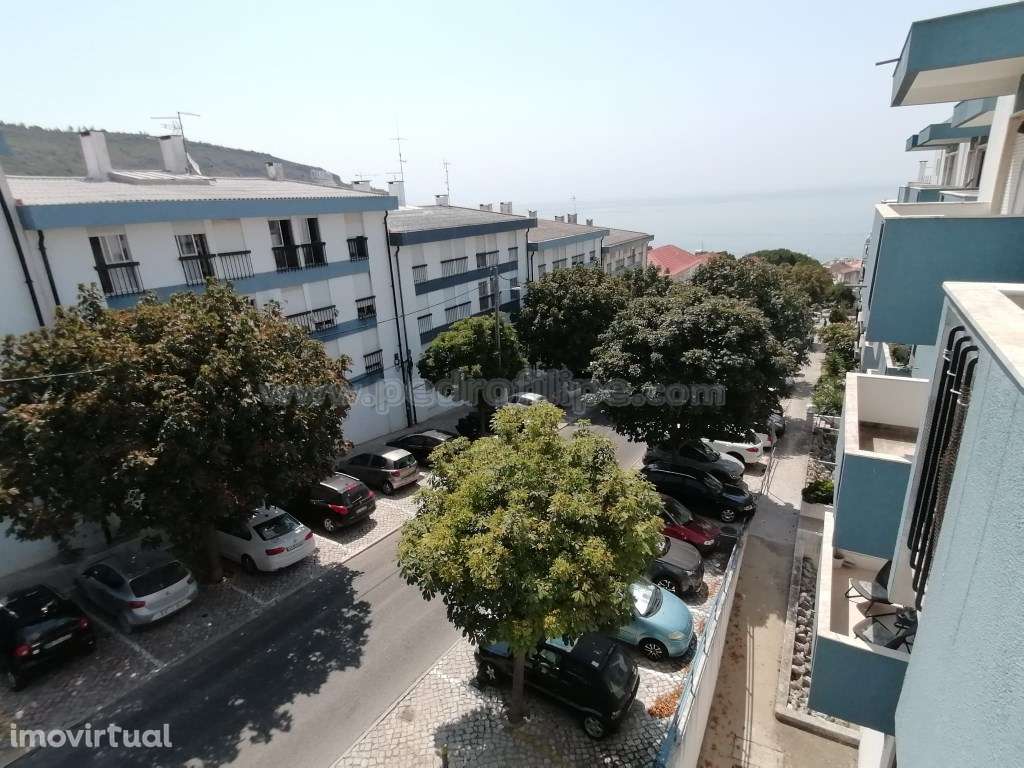 Apartamento T2 em Sesimbra com vista mar e para o castelo - Grande imagem: 2/16