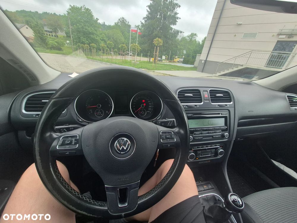 Volkswagen Golf 1.6 TDI DPF BlueMotion Technology Comfortline - 12