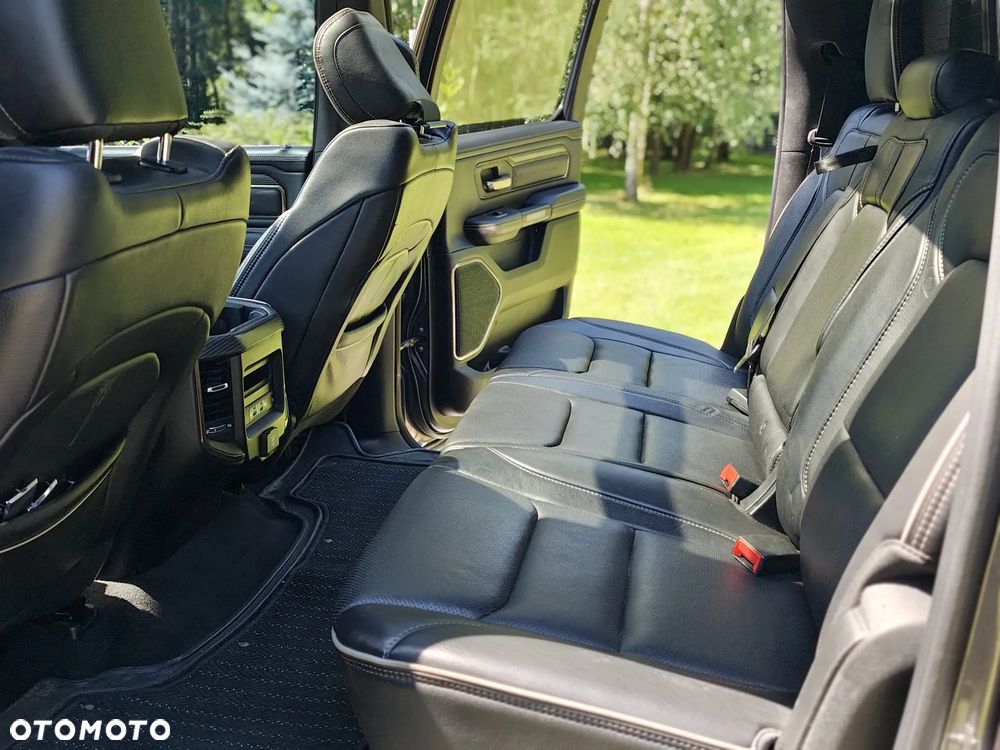 Dodge RAM 5.7 4x4 - 25