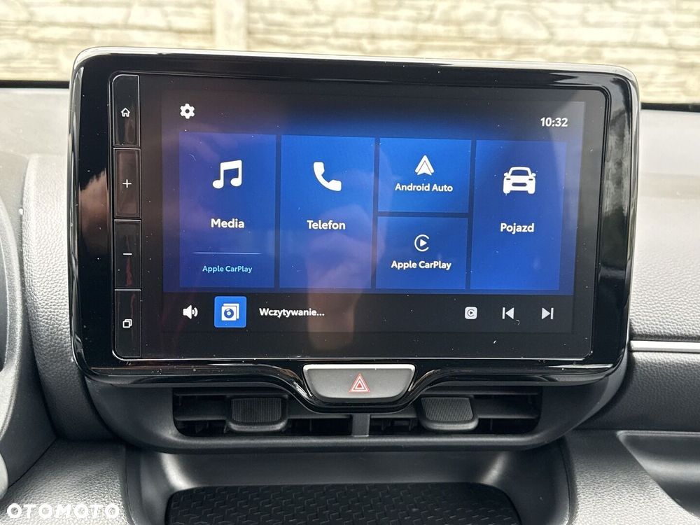 Toyota Yaris Hybrid 1.5 Style - 17