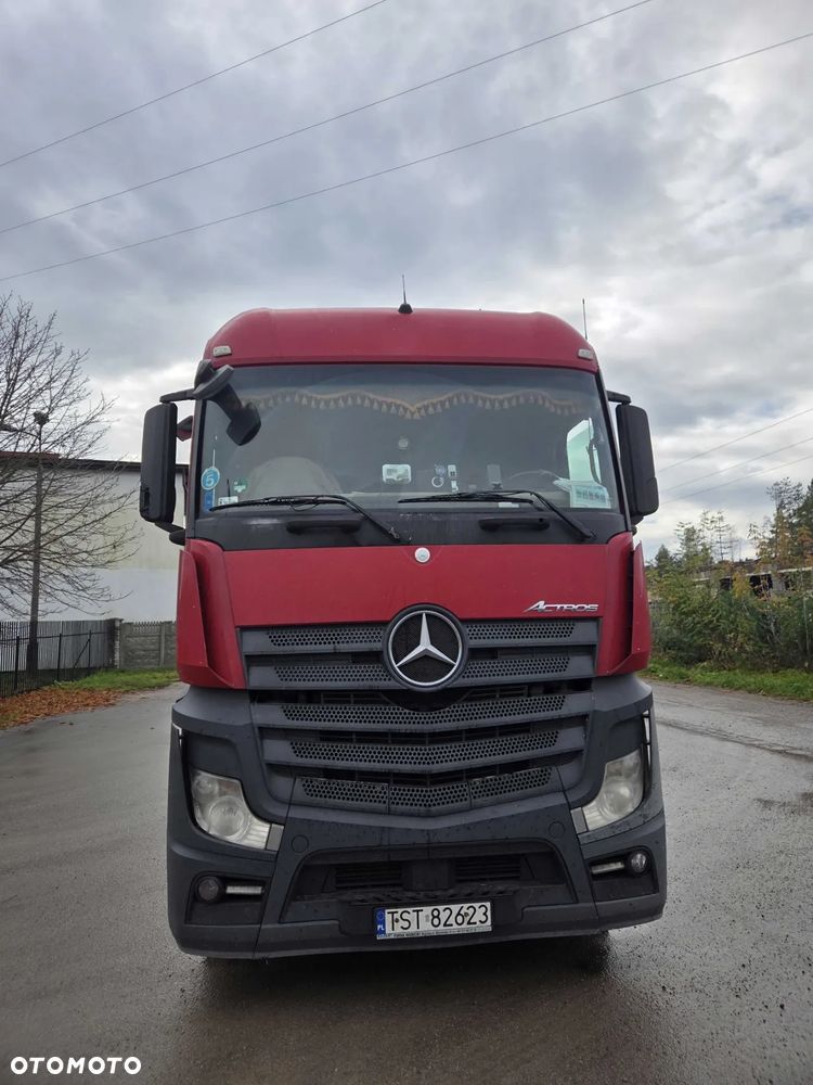 Mercedes-Benz Actros - 1