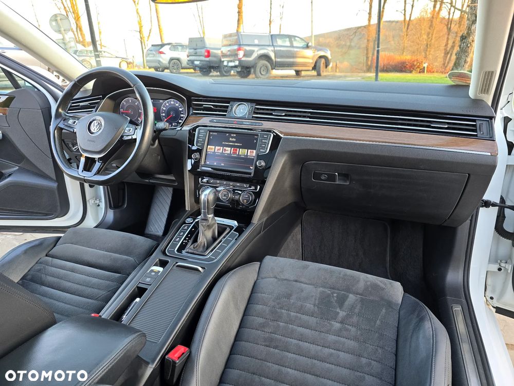 Volkswagen Passat 2.0 TDI Bi-Turbo BMT 4Mot Highline DSG - 15