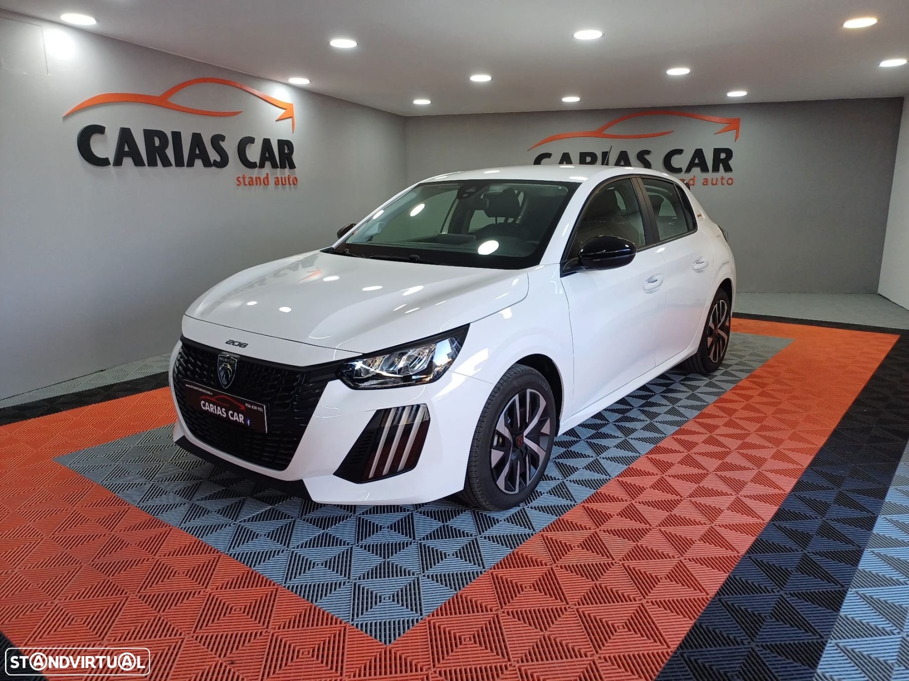 Peugeot 208 - 1