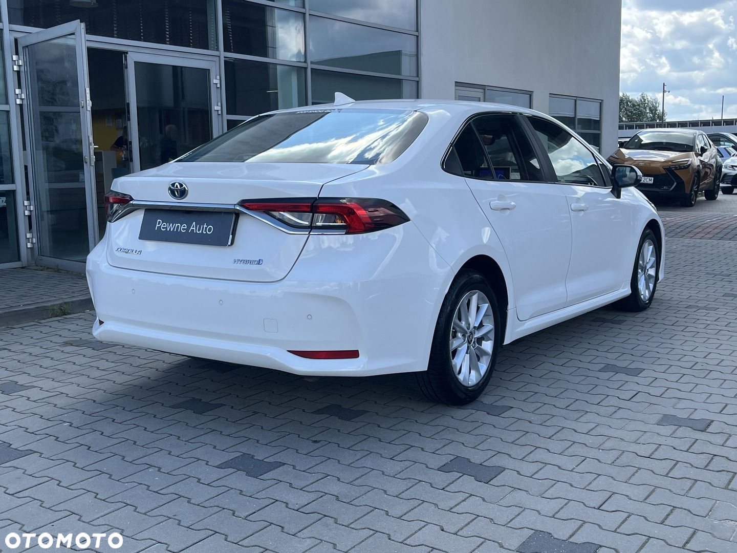 Toyota Corolla 1.8 Hybrid Comfort - 4