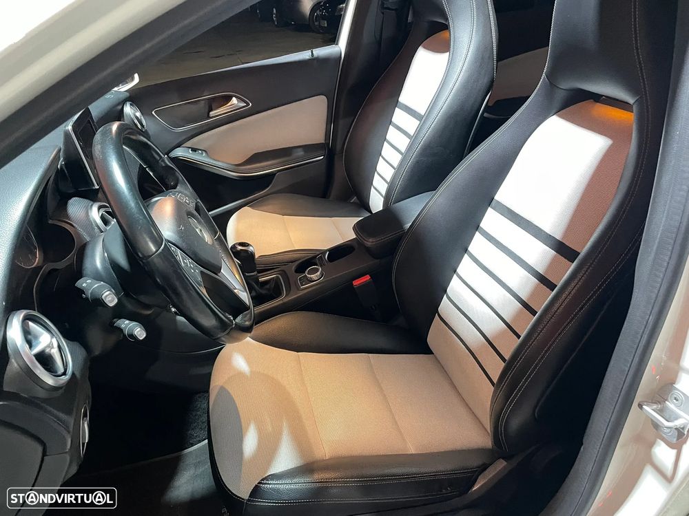 Mercedes-Benz A 160 CDI - 10