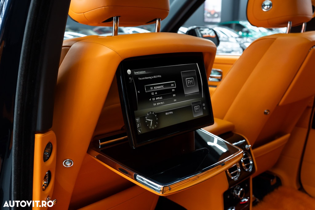 Rolls-Royce Cullinan Standard - 18