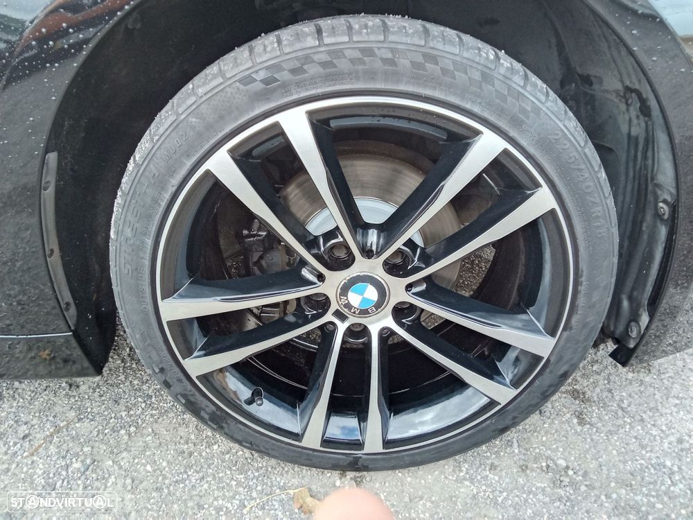 BMW 318 d Line Sport - 25
