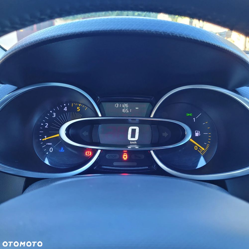 Renault Clio - 33