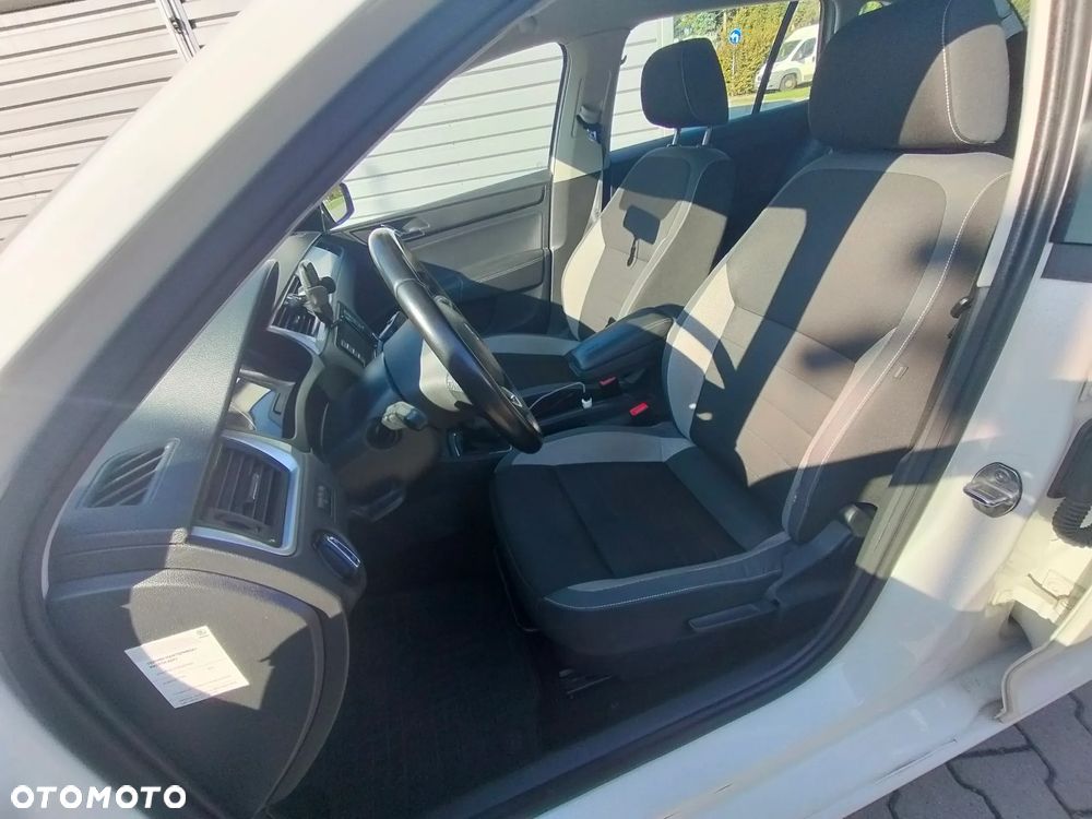 Skoda RAPID 1.6 TDI DPF Ambition - 10