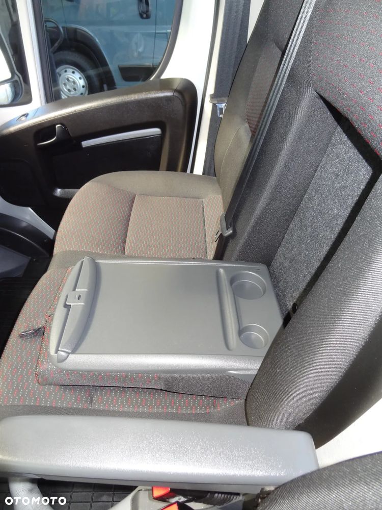 Citroën Jumper MAXI L4H3 2.2Blue HDI 165KM Zadbany! - 22