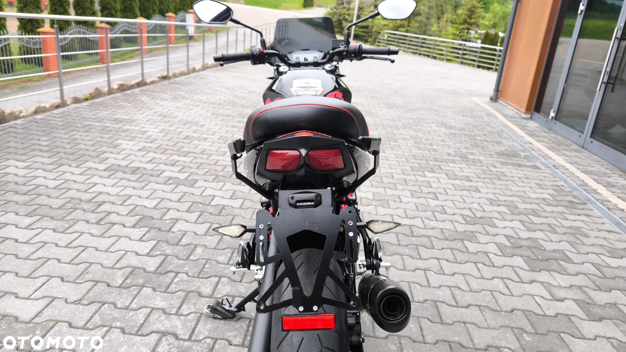 Suzuki SV - 25