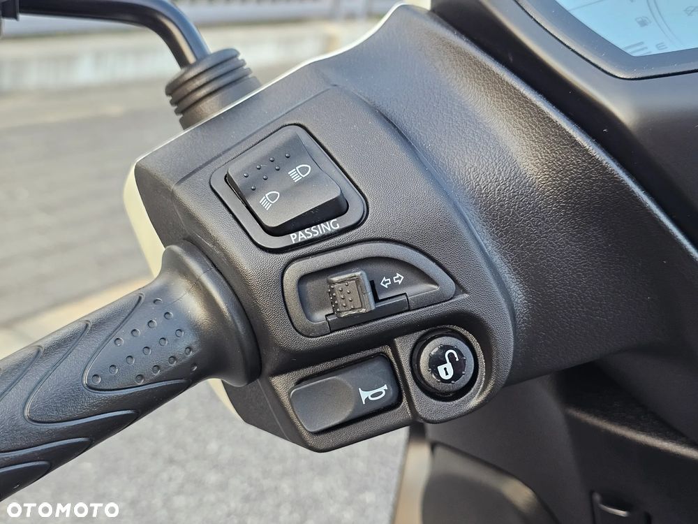 Piaggio Medley - 15
