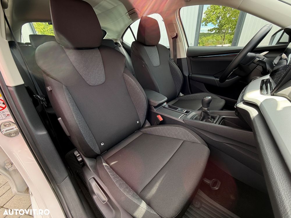 Skoda Octavia 1.5 TSI Ambition - 19