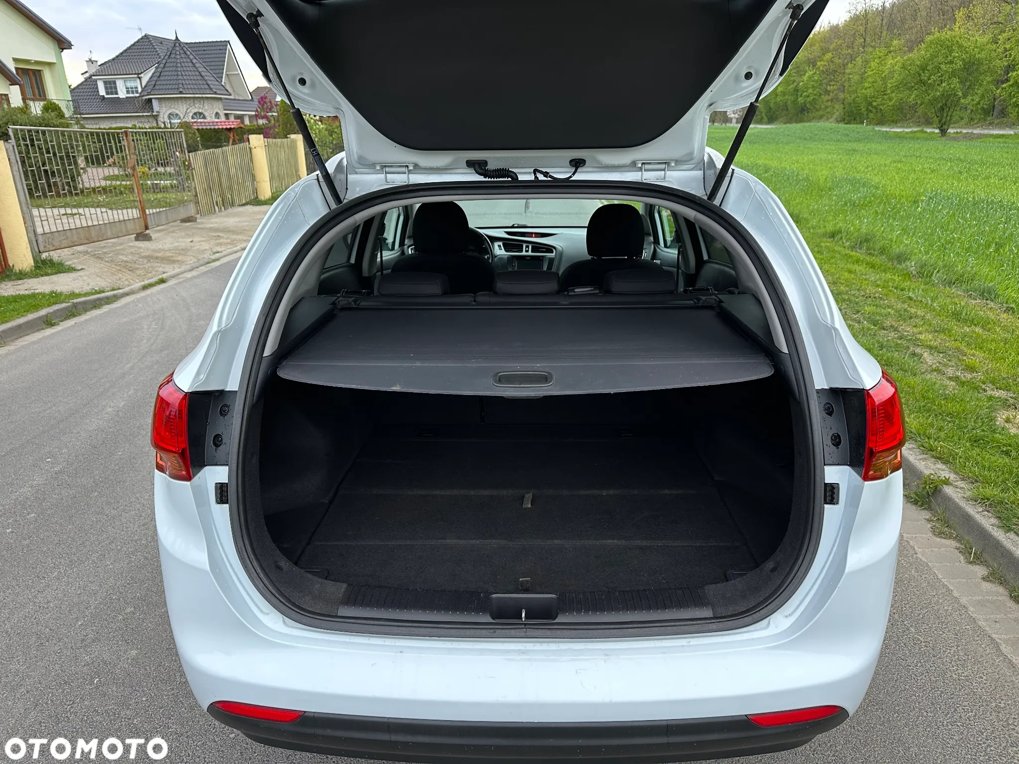 Kia Ceed 1.6 GDI Edition 7 - 14
