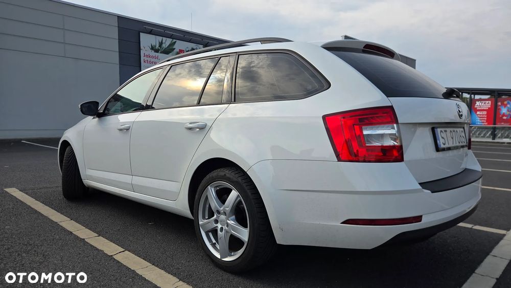 Skoda Octavia 1.6 TDI Ambition - 4