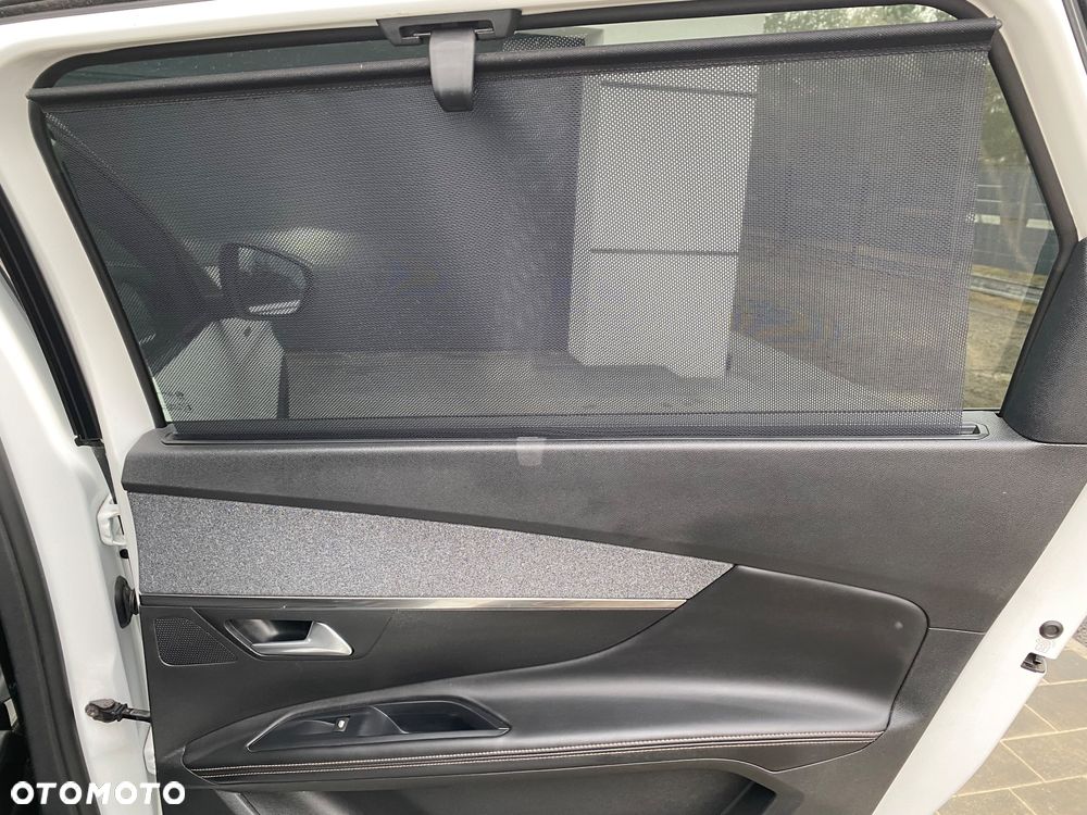 Peugeot 5008 - 22