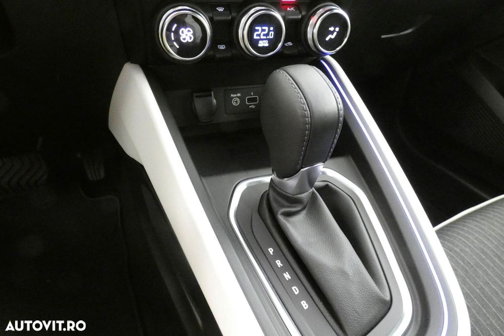 Renault Clio V E-Tech 145 Techno - 19