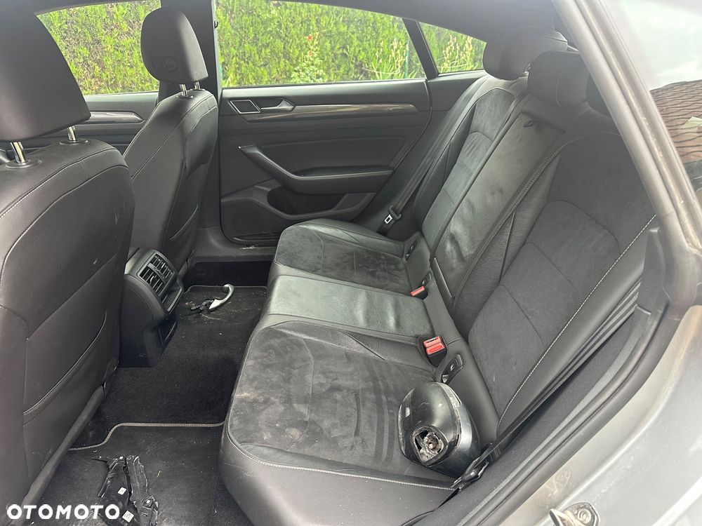 Volkswagen Arteon 2.0 TDI SCR DSG R-Line Edition - 13