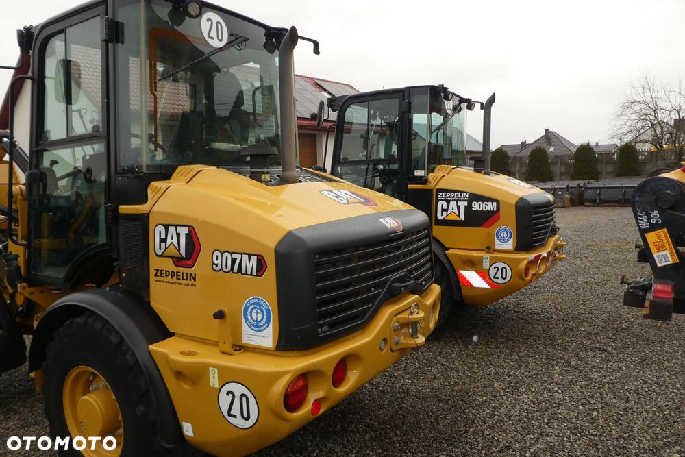 Caterpillar 906M Z NIEMIEC BIEGI DROGOWE PŁYWAJĄCA ŁYZKA - 32