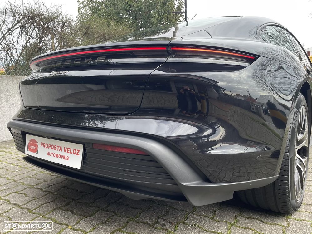 Porsche Taycan Standard - 15