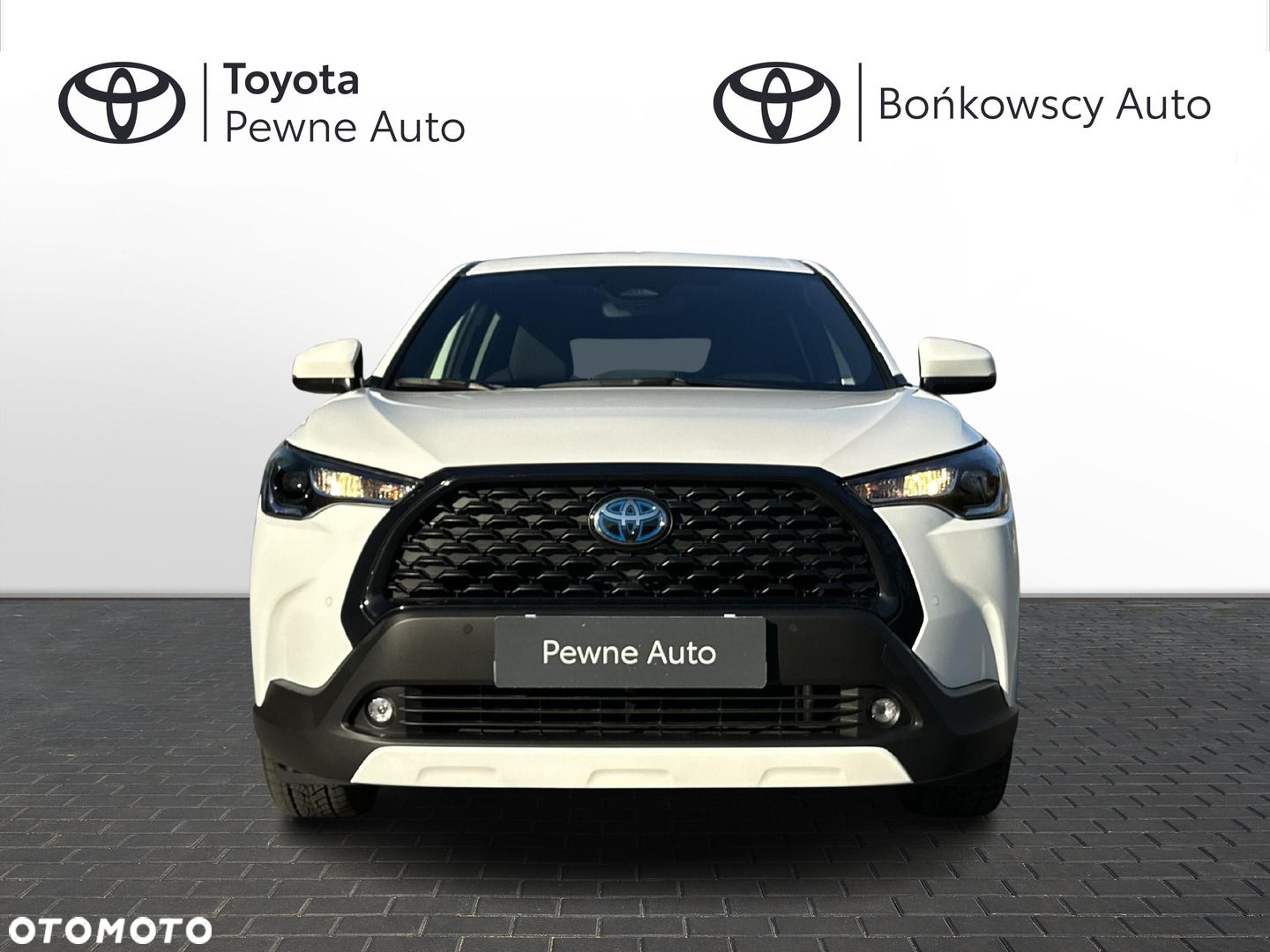 Toyota Corolla Cross 2.0 Hybrid Comfort - 12
