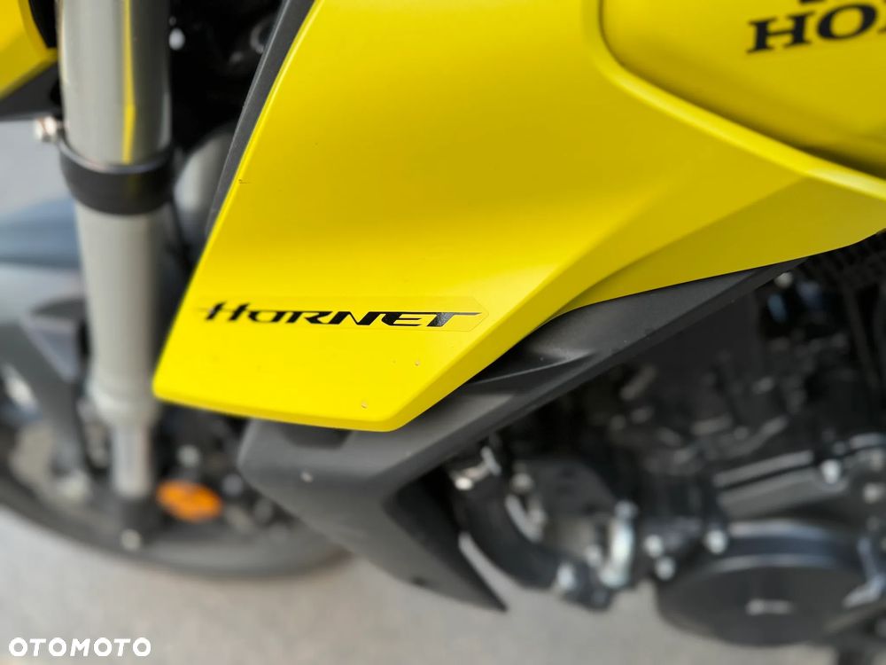 Honda Hornet - 18