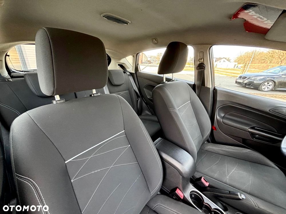 Ford Fiesta 1.25 Ambiente - 9