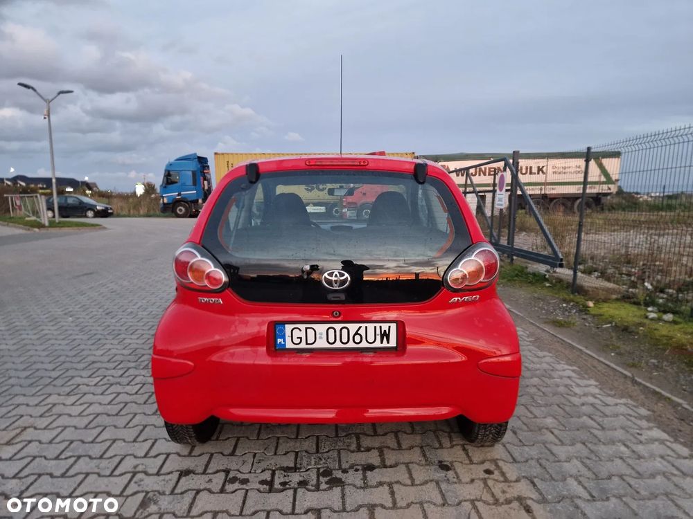 Toyota Aygo - 13