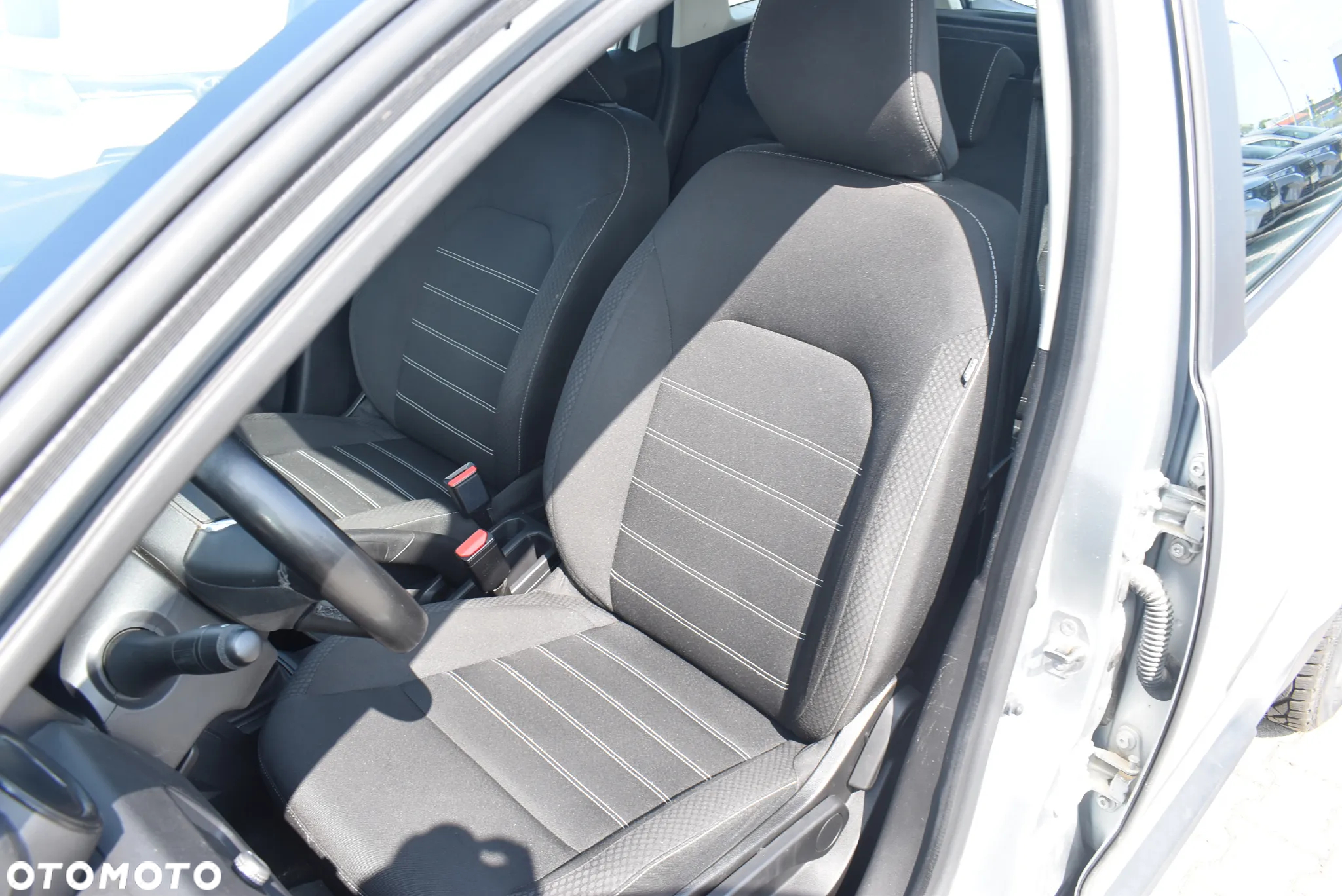 Dacia Duster 1.5 Blue dCi Comfort 4WD - 11