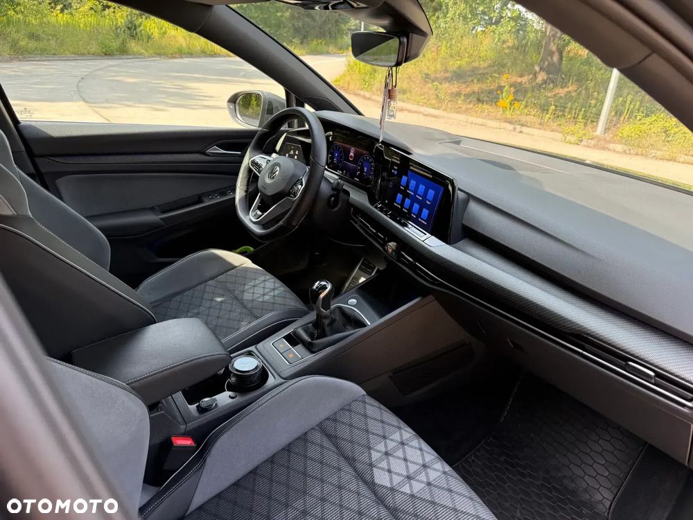 Volkswagen Golf VIII 1.5 TSI EVO R-Line - 10