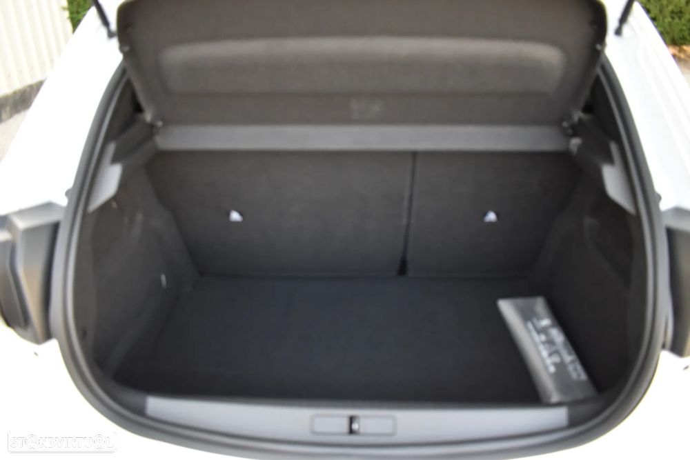 Peugeot 208 1.2 PureTech Active - 11