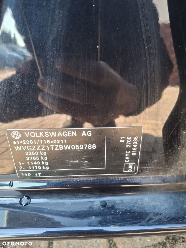 Volkswagen Touran - 26