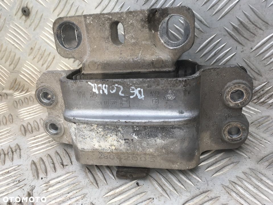 PODUSZKA SILNIKA VW PASSAT B6 2.0 FSI BLR 3C0199555 - 2