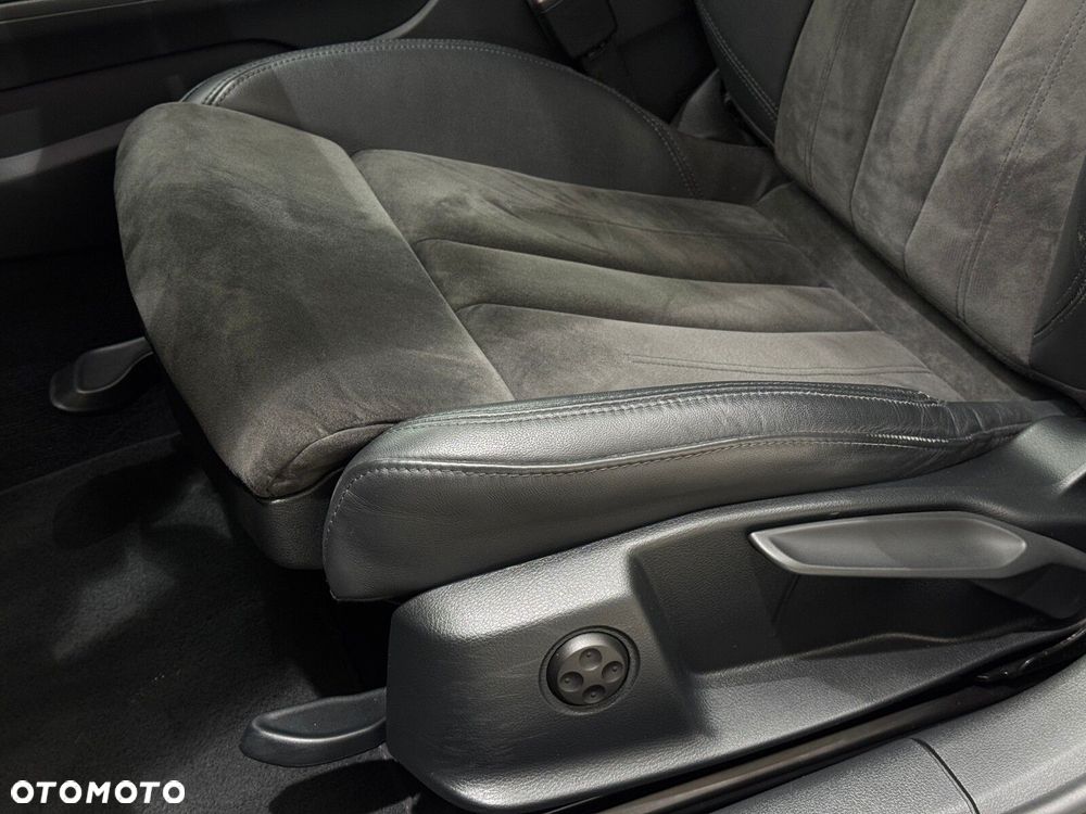 Audi A4 Limousine 45 TFSI S tronic - 11