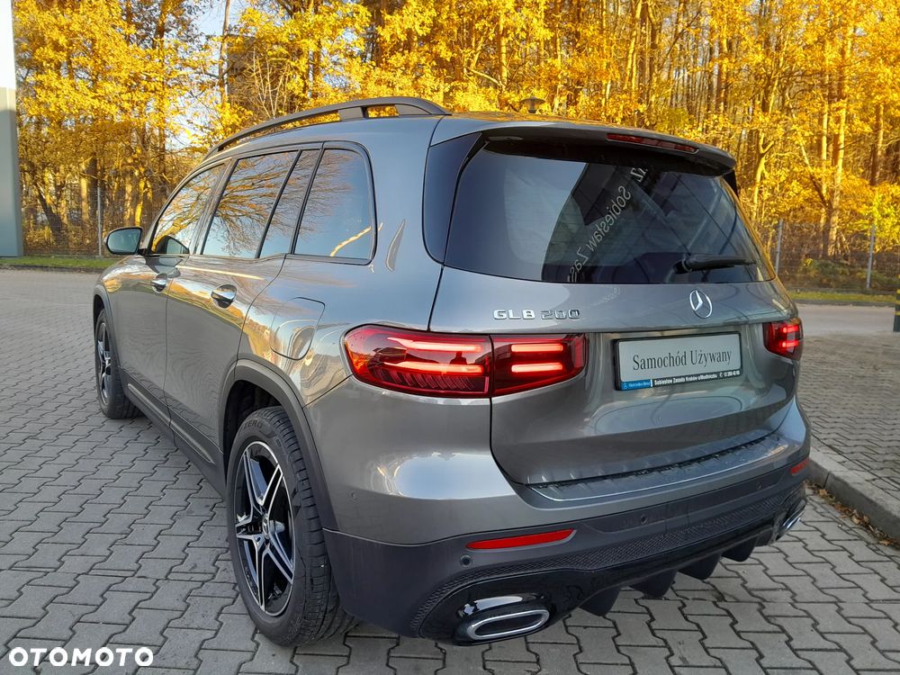 Mercedes-Benz GLB 200 AMG Line 7G-DCT - 5