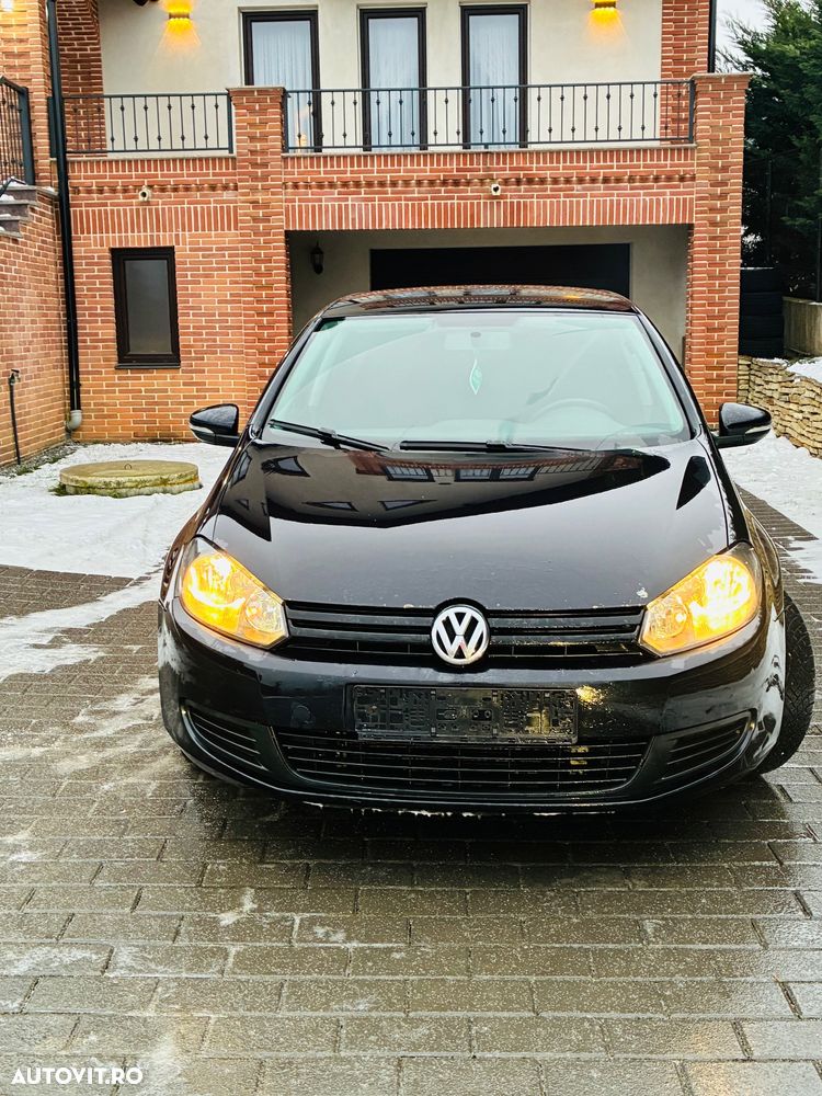 Volkswagen Golf - 2