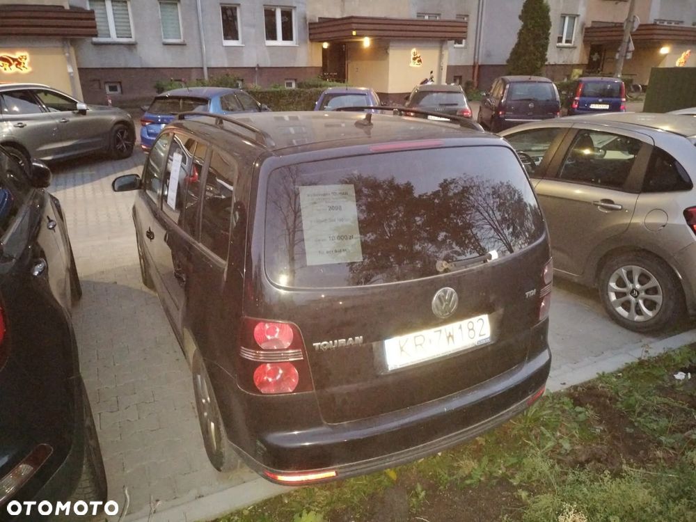 Volkswagen Touran 1.9 TDI DPF BlueMot Trendline - 13