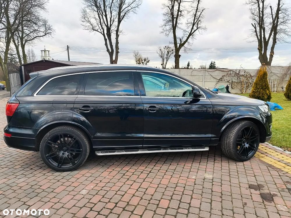 Audi Q7 - 7