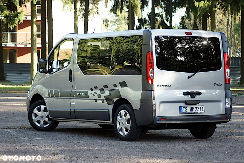 Renault Trafic L1H1 Passenger Lux - 23