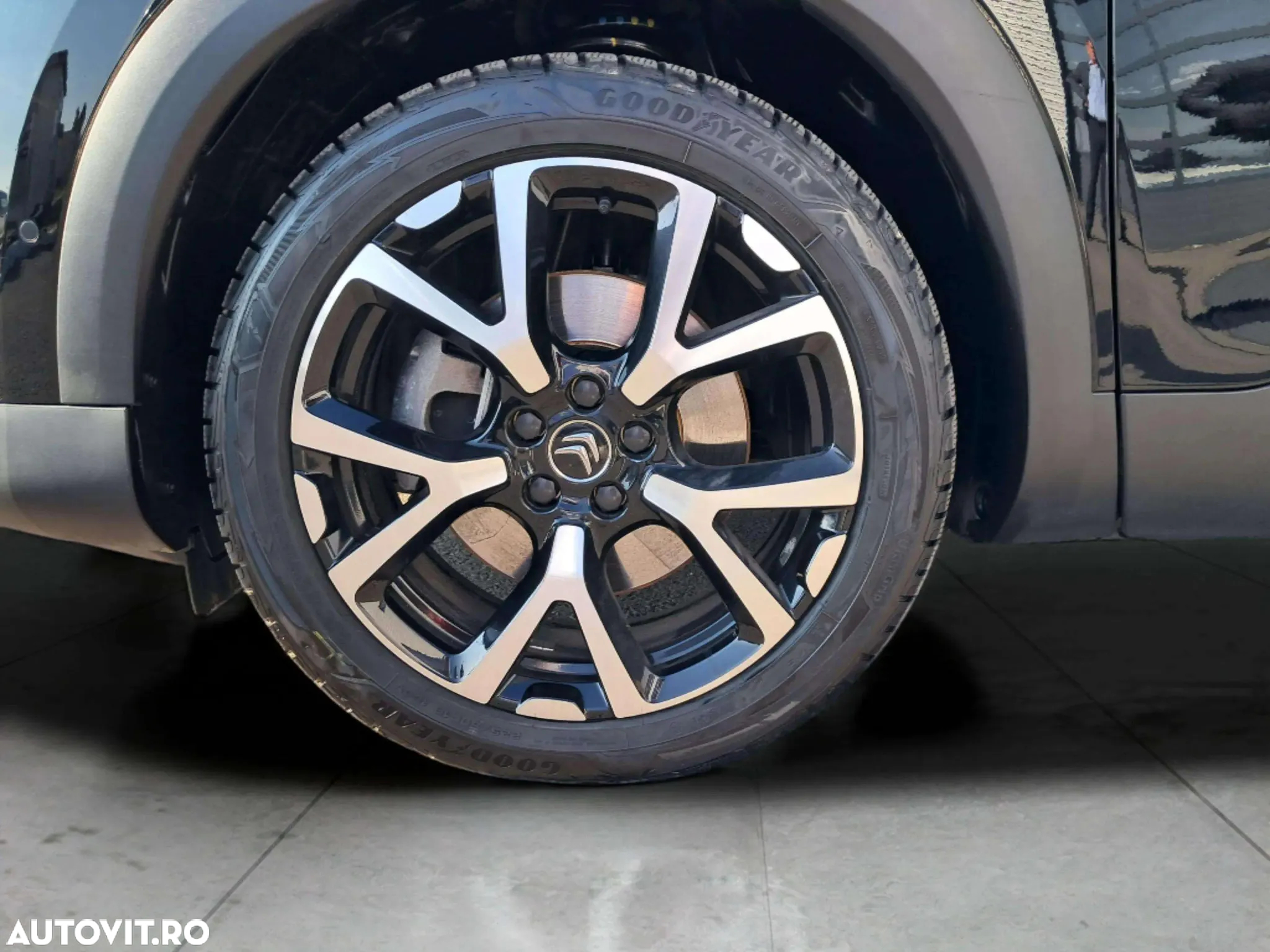 Citroën C5 Aircross 1.6 PHeV FWD 225 EAT8 Shine - 20