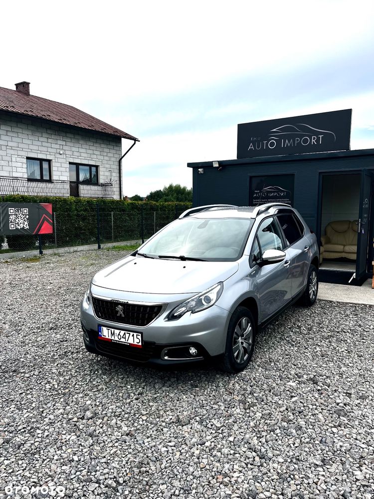 Peugeot 2008 1.2 Pure Tech Style - 1