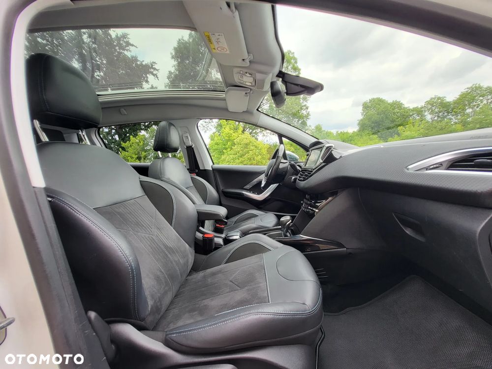 Peugeot 2008 - 18
