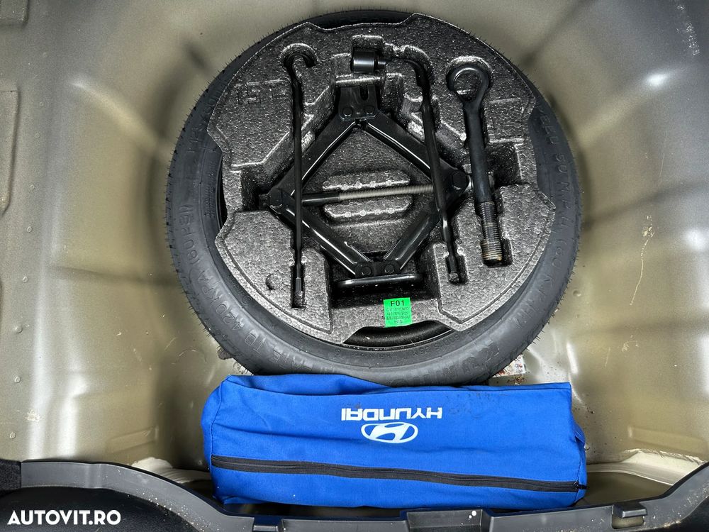 Hyundai Elantra 1.6 l 123 CP 6MT Highway - 13