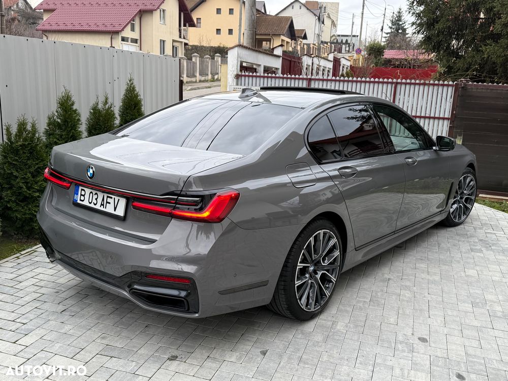 BMW Seria 7 730d xDrive MHEV - 8
