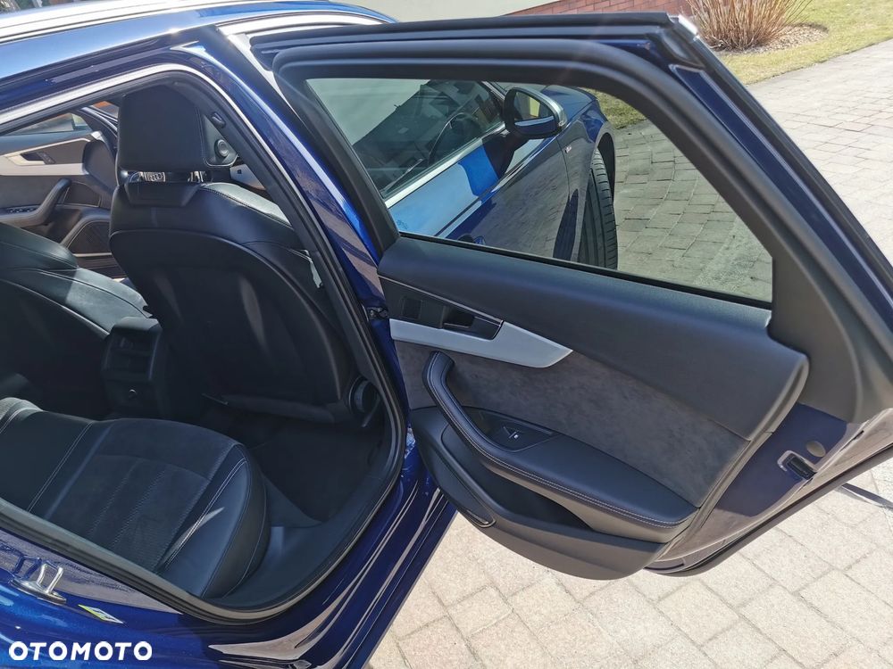 Audi A4 Avant 2.0 TFSI Quattro Sport S tronic - 27